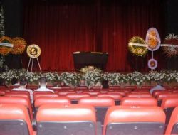 Sanatçı Mesut Yüce, Son Yolculuğuna Uğurlandı