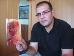 '2 Lafın Arasında' Kitap Vitrinlerinde Yerini Aldı