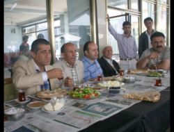 'Kadına Şiddete Hayır' Demek İçin Şarkı Yazdı