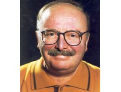 Devlet Tiyatroları Sanatçısı Ergin Orbey Hayatını Kaybetti