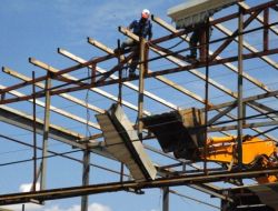 Kaçak Fabrika Yıkıldı