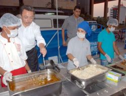 Seyhan Belediyesi Ramazan'da Her Gün 2 Bin Kişiye İftar Verecek