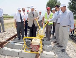 İzmir-Bandırma Arasında Elektrikli Tren Çalışacak