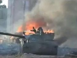 Suriyeli Muhalifler Tankları Böyle Ateşe Verdi