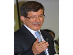 Davutoğlu: Suriye'nin Geleceğini Suriyeliler Belirlemeli