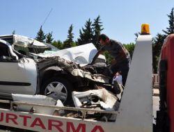 Alanya'da Trafik Kazası: 2 Yaralı