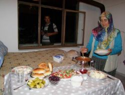 Bir Kilometre Yükseklikte İlk Sahur