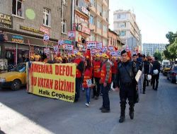 Adana'da 'incirlik Üssü Kapatılsın' Eylemi Düzenlendi