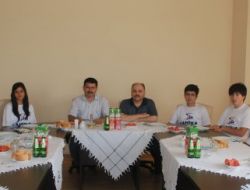 Rize Özel Şahika, Başarılı Öğrencileri Yemekte Ağırladı