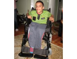 Kıyı Köşe Grubu Ve Kimse Yok Mu Akülü Araç Dağıttı