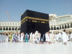 Arapçanın Şampiyonları Umreye Gitti