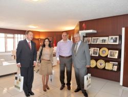 Hollanda Büyükelçisi Dırkse, Mardin Belediyesi’ni Ziyaret Etti