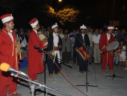 Karaman, Teravih Sonrası Mehterle Şenlendi