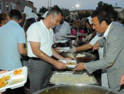 Canik Belediyesi Her Gün Bin 500 Kişiye İftar Verecek