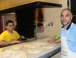 Fırıncılar İftar Vakti Suya Akın Ediyor