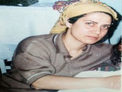 Annesi Ve Komşu Kadını Öldürüp Ağabeyini Aradı
