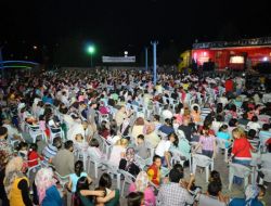 Altın Koza'nın Gezici Sineması Çamlıyayla'ya Ulaştı