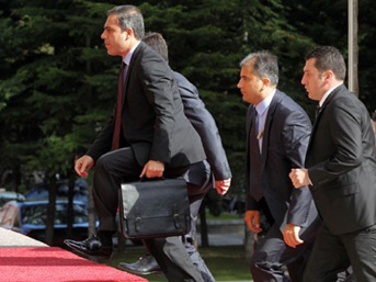 Başbakanlık'ta sürpriz Suriye zirvesi