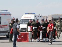 Şehit 6 Asker İçin Van’da Hüzünlü Tören