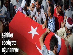 Şehitler ebediyete uğurlanıyor..