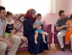 Vali Saran’ın Eşi Sevgi Evi Çocuklarıyla Buluştu