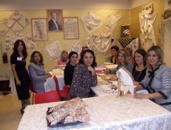 Ev Hanımları Da Aile Bütçesine Katkıda Bulunacak
