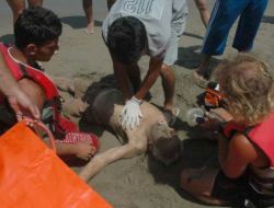 Serinlemek İçin Girdiği Denizde Boğuldu