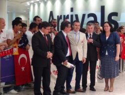 Bakan Kılıç Olimpiyat Kafilesiyle Londra'ya Geldi