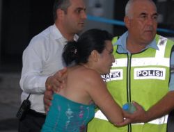 Eski Eşini Başına Silah Dayayarak Rehin Aldı, Polis Müdürünü Bıçakladı