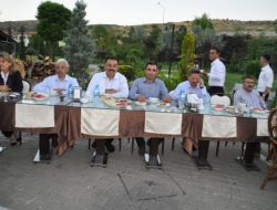 Ak Parti Yozgat İl Teşkilatı Basın Mensuplarına İftar Verdi