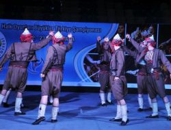 Afyon Belediyesi Halk Oyunları Ekibi Türkiye Finalinde