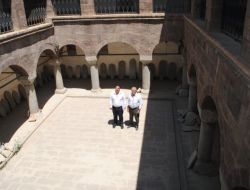 Hakkari’deki Tarihi Yerlerde Restorasyon Çalışması Başlatılacak