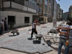 Süleymaniye'ye Dekoratif Parke Taşları Döşeniyor