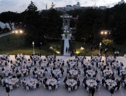 Gül: "En Değerli Misafirlerim"