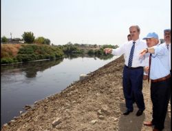 Nilüfer Deresi Islah Ediliyor