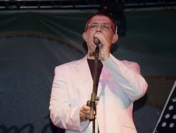 İbrahim Sadri, Bursa'da Şiirseverlerle Buluştu