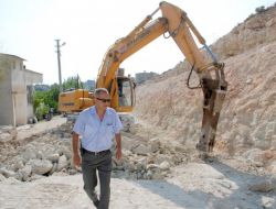 Silifke'de İmara Açılan Alanlarda Yol Çalışmaları Hız Kazandı