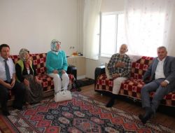 Vali Özcan’ın Ziyaretinde Sevinç Gözyaşlarını Tutamadı