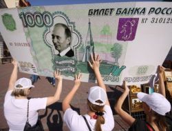 Putin’in Popülaritesi Yüzde 67’ye Yükseldi