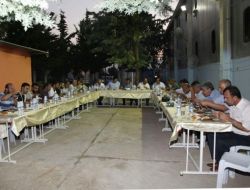 Vali Lekesiz Suriyeli Mültecilerle İftar Yaptı