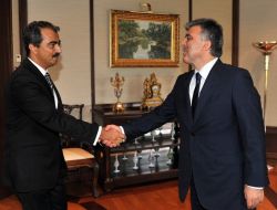 Cumhurbaşkanı Gül, Cemaat Vakıfları Temsilcilerini Kabul Etti