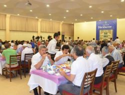 Bakan Fatma Şahin, Darülaceze Sakinleri İle Geleneksel İftar Yemeğinde Buluştu