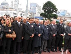 24 Kasım Öğretmenler Günü Nedeniyle Taksim'de Tören Düzenlendi!