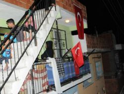 Şehit Ailesinden Bayrak Tepkisi