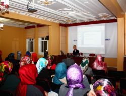 Uzmanlar, Aile Sorunları İçin Bir Araya Geldi