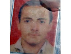 Ayrı Yaşadığı Eşini Ve Arkadaşını Öldürdü