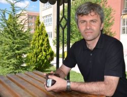 "Kürt Devleti İçin Altyapı Yok Ama Barzani’nin Eli Güçlenir"