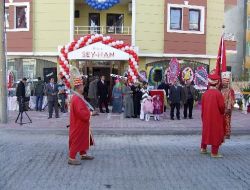 Nevzat Pakdil, Seydişehir'de Otel Açılışı Yaptı