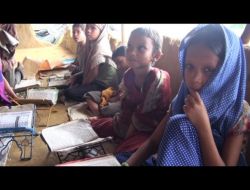 Arakanlı Müslümanların Yaşadığı Acıyı Görüntülediler