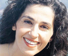 Mahkemede şarkı söyledi..